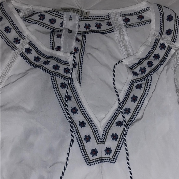 Abercrombie & Fitch white blouse - Picture 3 of 3
